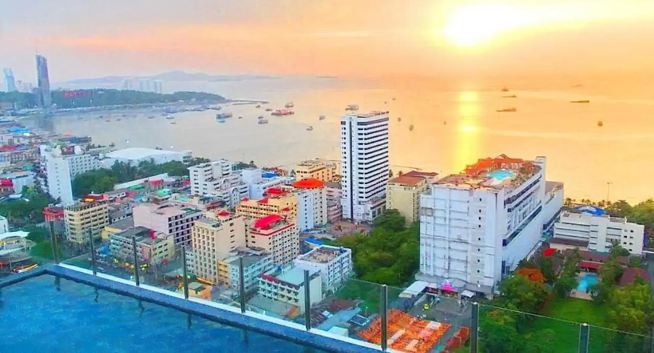 Central Pattaya Condo High Floor With A View Exterior foto